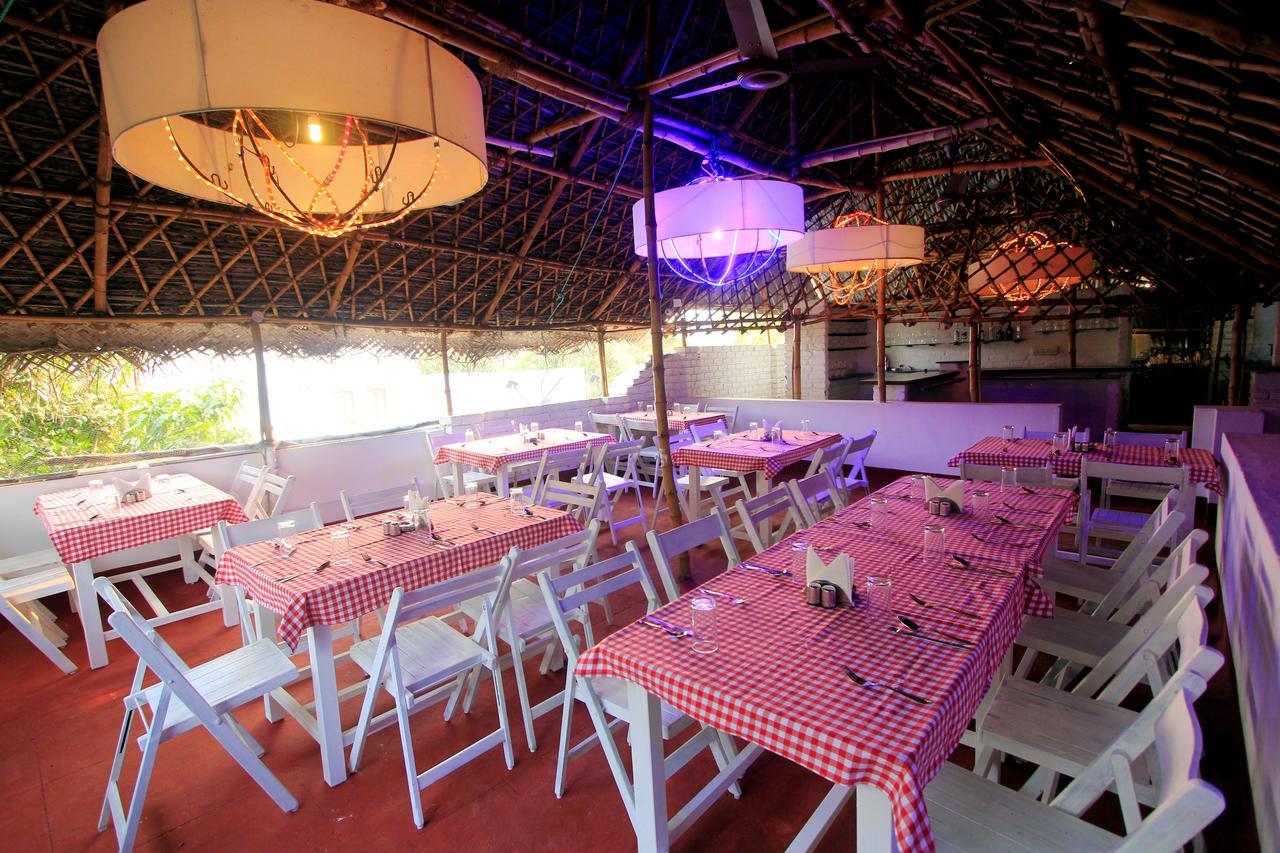 Le Capucin Pondicherry Exterior foto